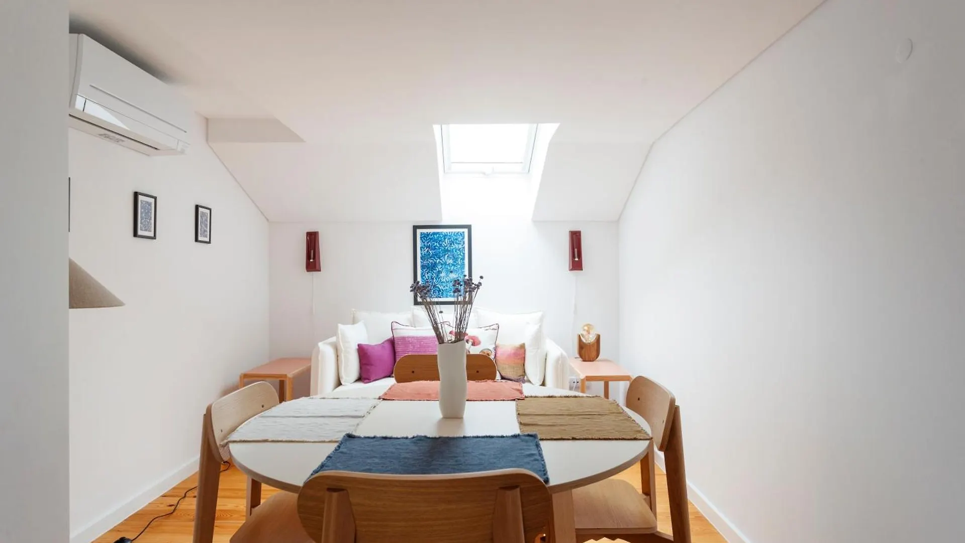 Guest house Charming Suites Chiado Lisbon