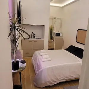 Guest house Tiny Rosa - Bairro Alto, Lisbon